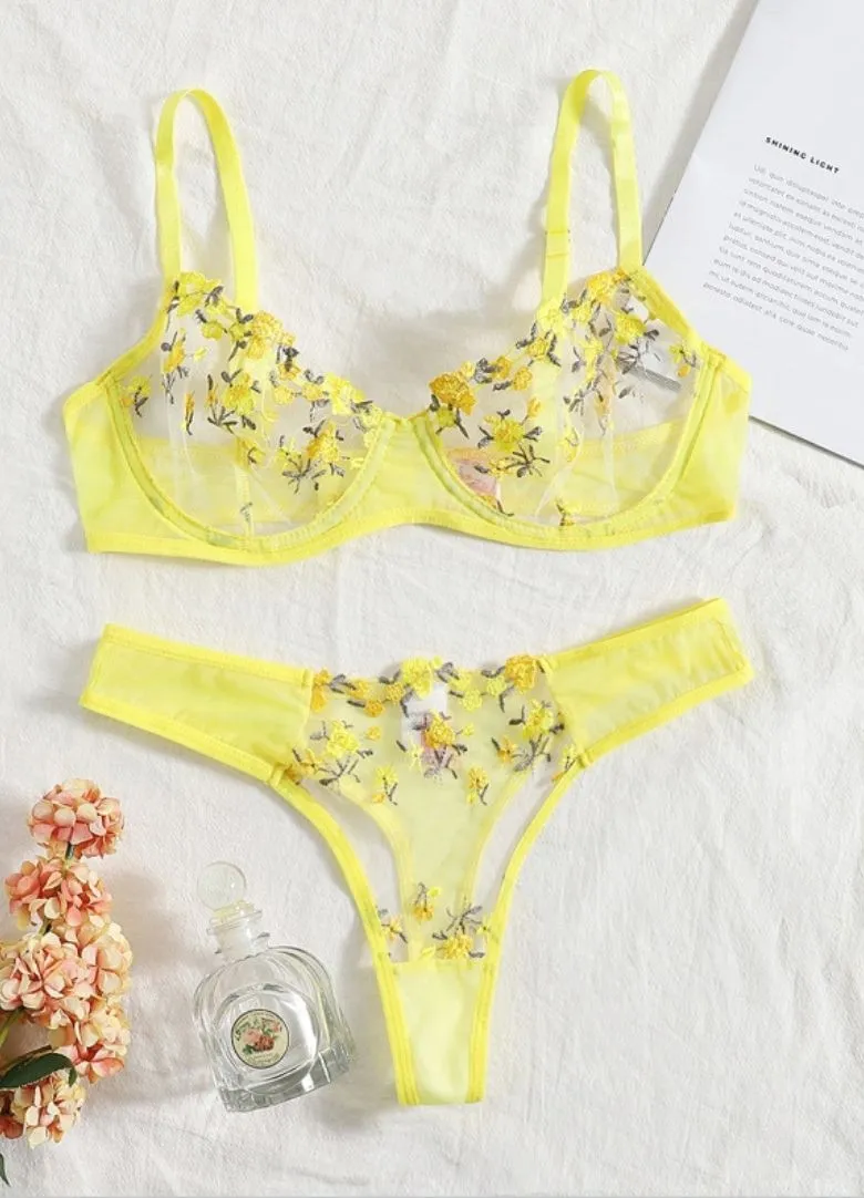 09 Carnation Caress Lingerie Set*