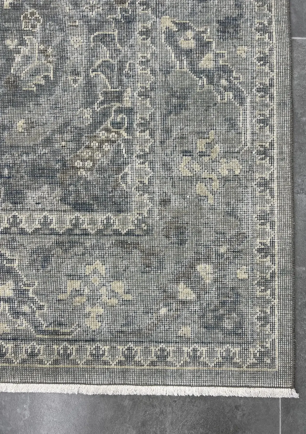 Adaire - Vintage Turkish Area Rug