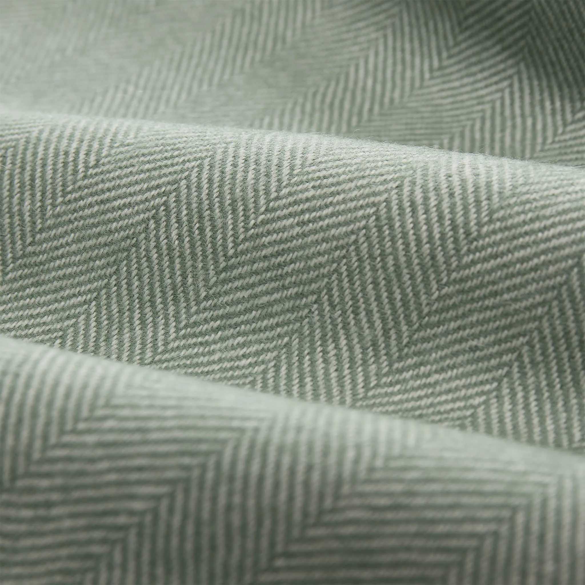 Asare Alpaca Blanket [Sage green/Off-white]