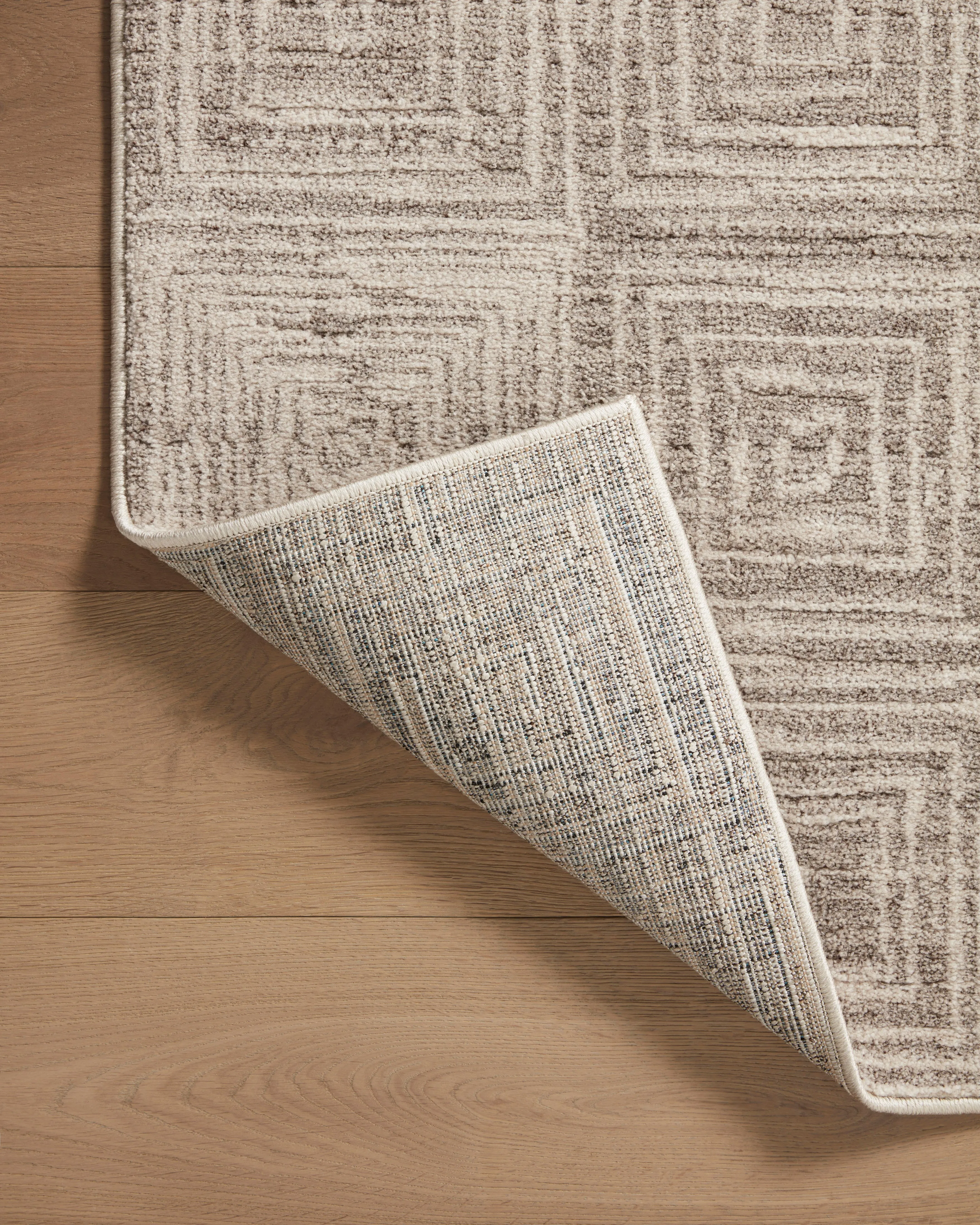 Loloi Darby Beige / Grey Rug