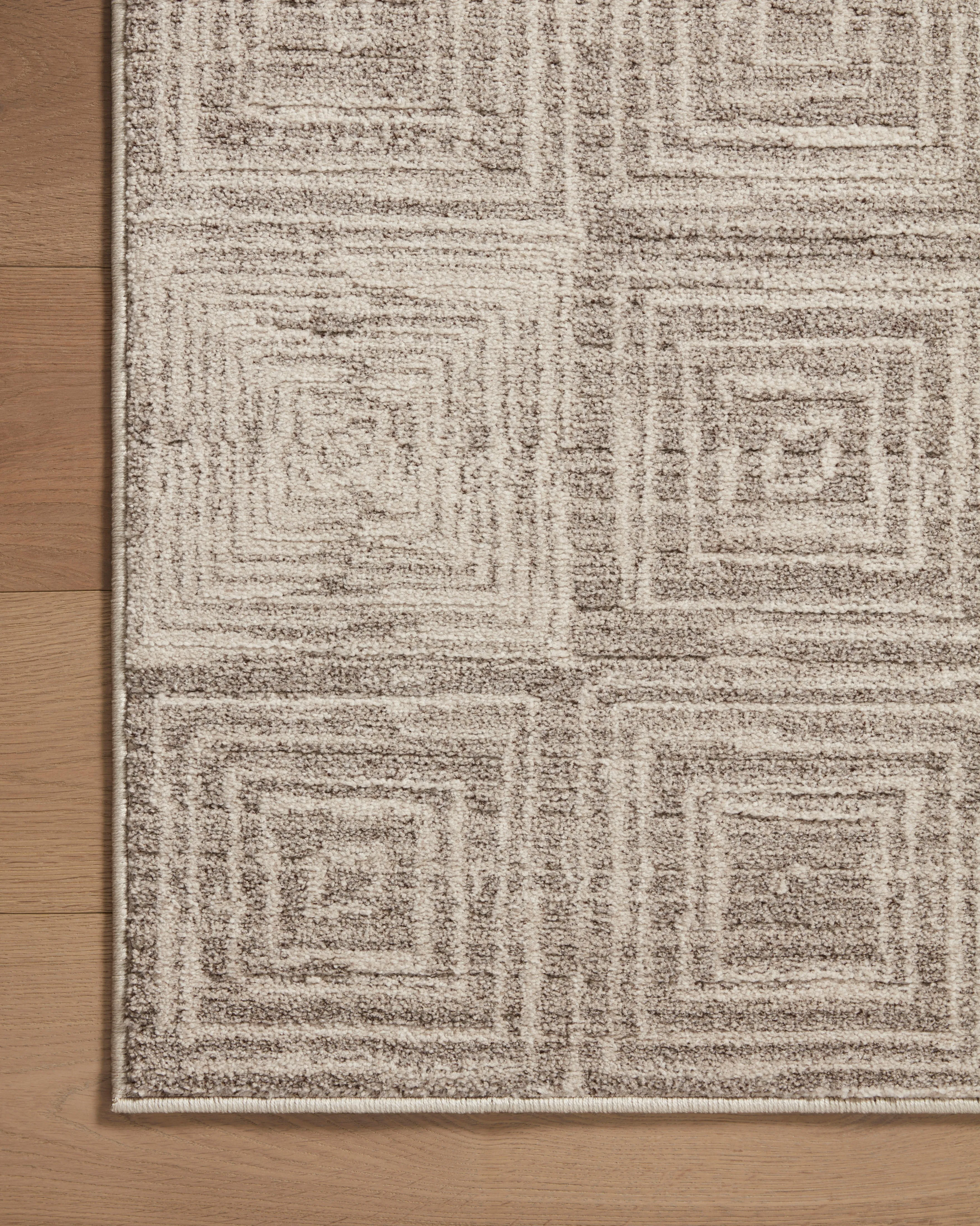 Loloi Darby Beige / Grey Rug