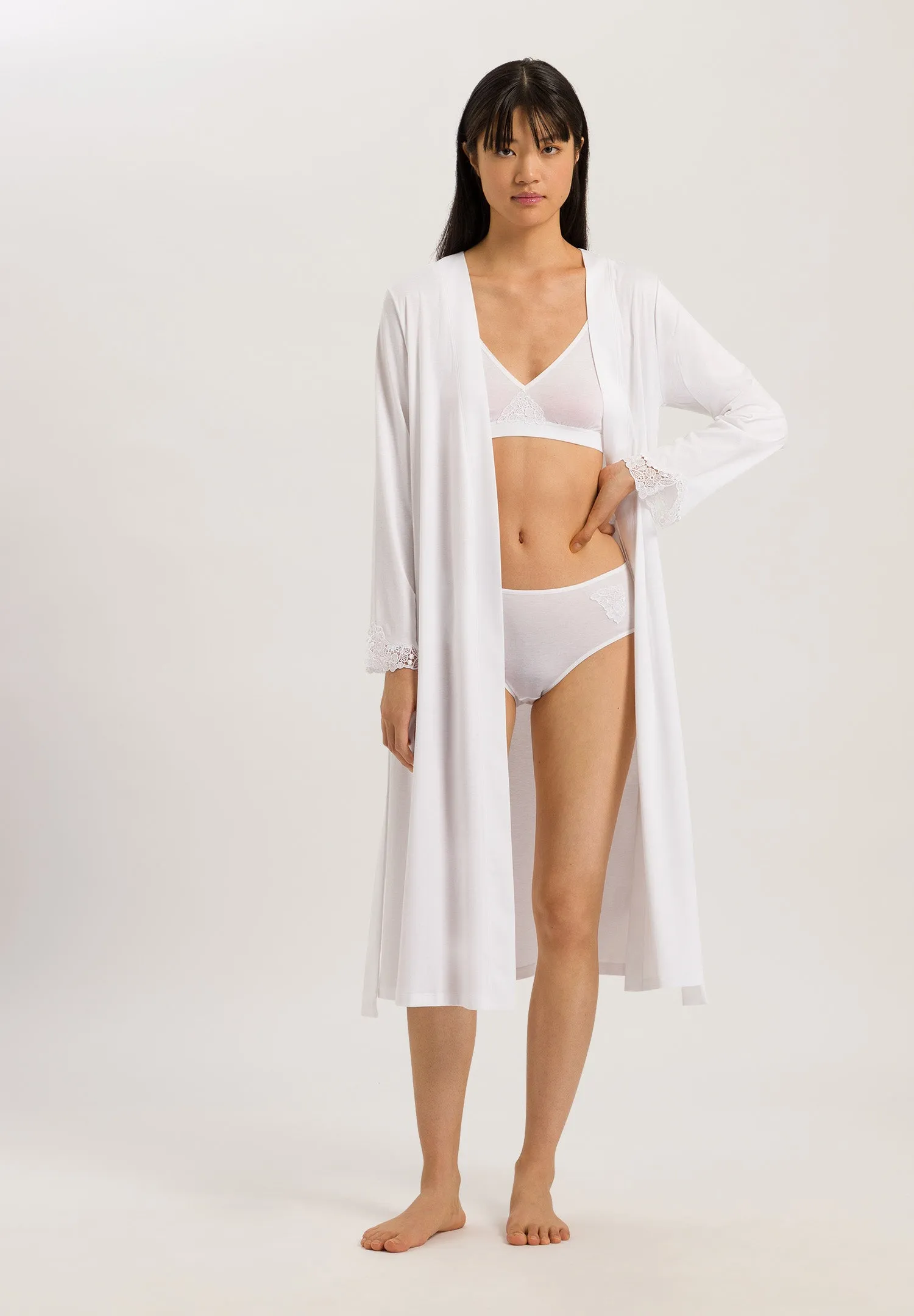 Michelle Robe | White 74947-101