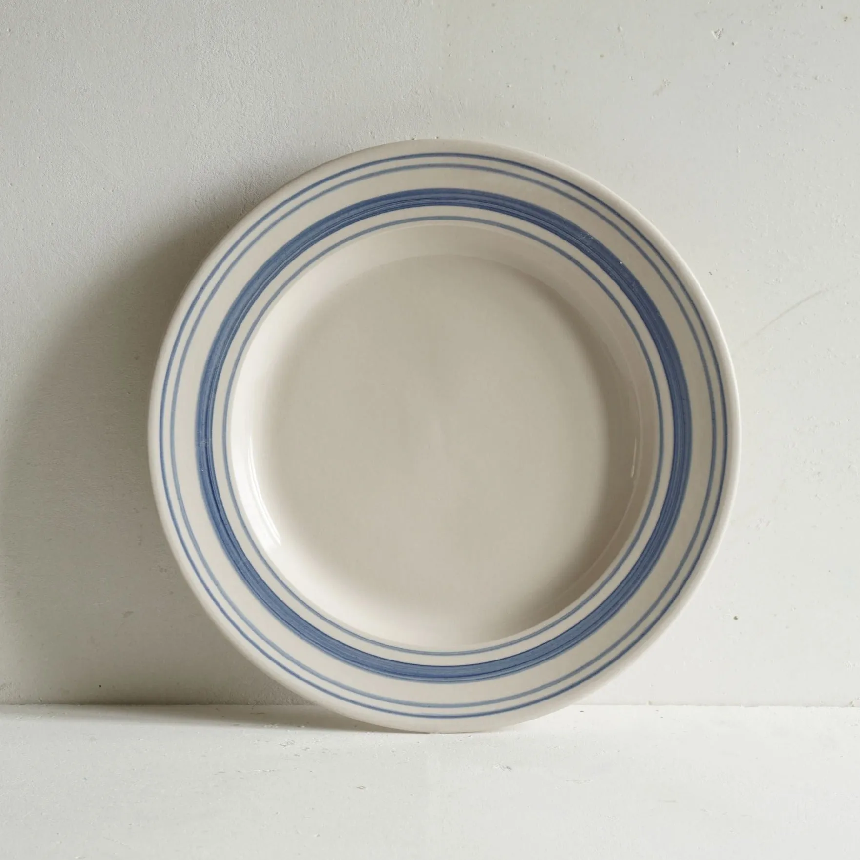 Set of Dinner Plates Navy Linen Stripe - Classical Stoneware