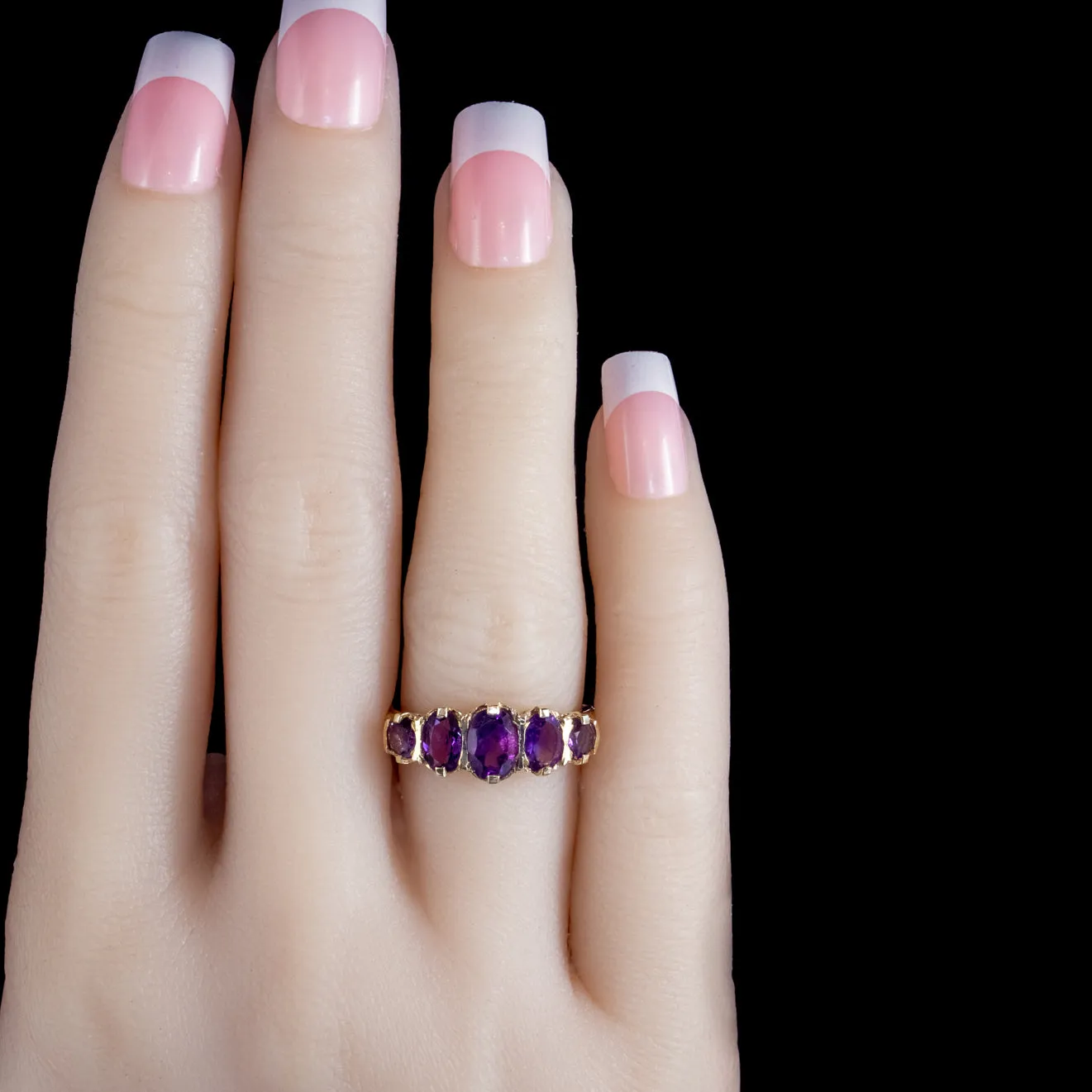 Victorian Style Amethyst Five Stone Ring 9Ct Gold 2.5Ct Of Amethyst